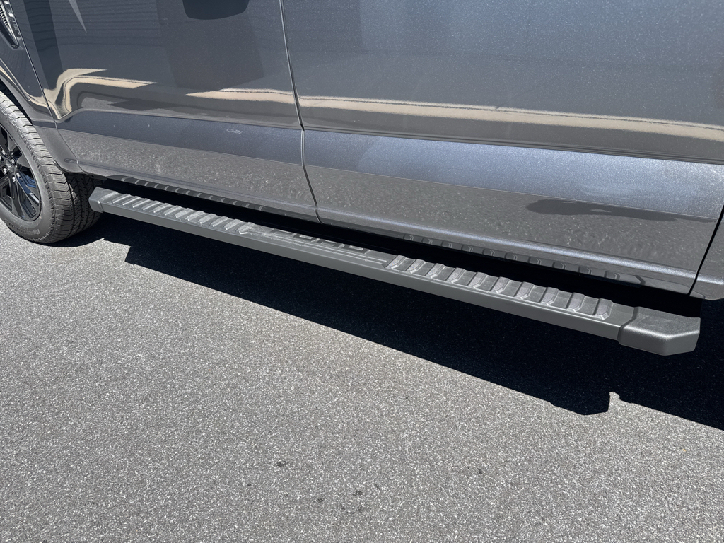 New 2026 Carbonized Gray Metallic Ford LARIAT image 23