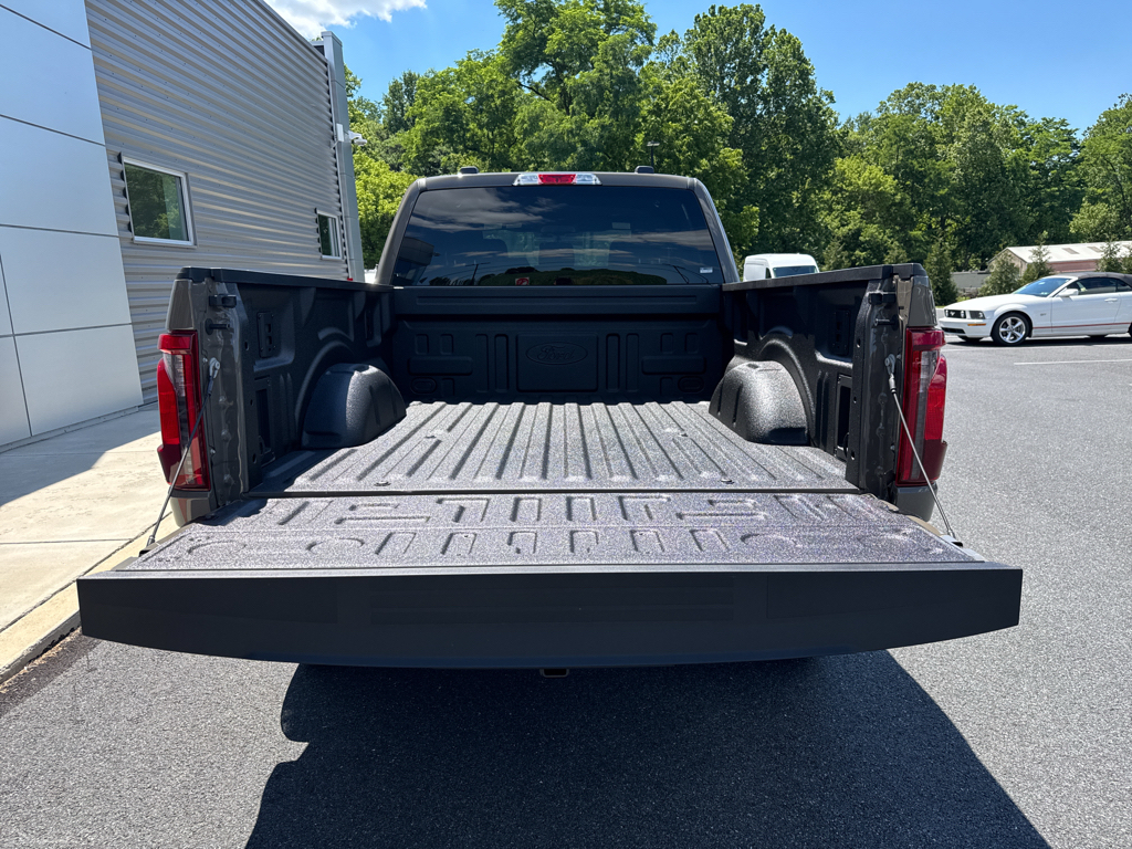 New 2026 Marsh Gray Ford XLT image 6