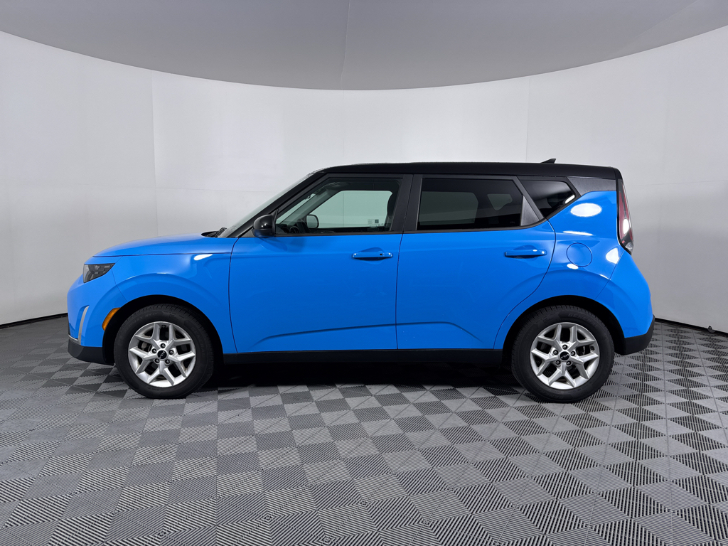 Used 2023 Surf Blue w/Black Roof Kia S image 11