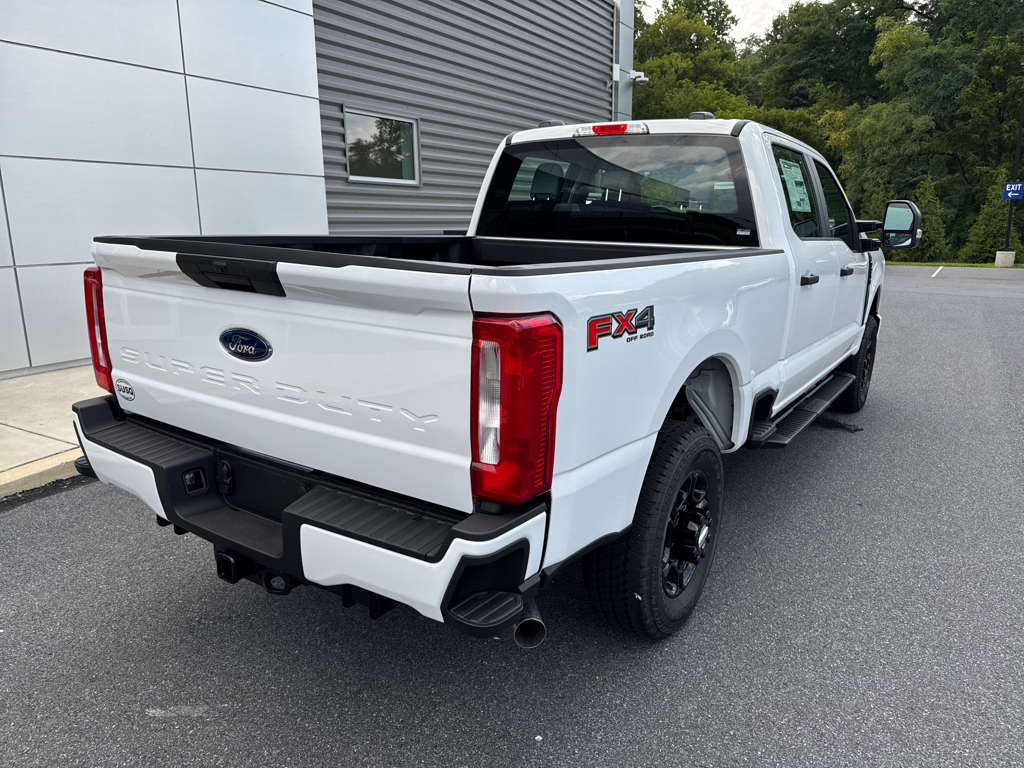 New 2026 Oxford White Ford  image 21