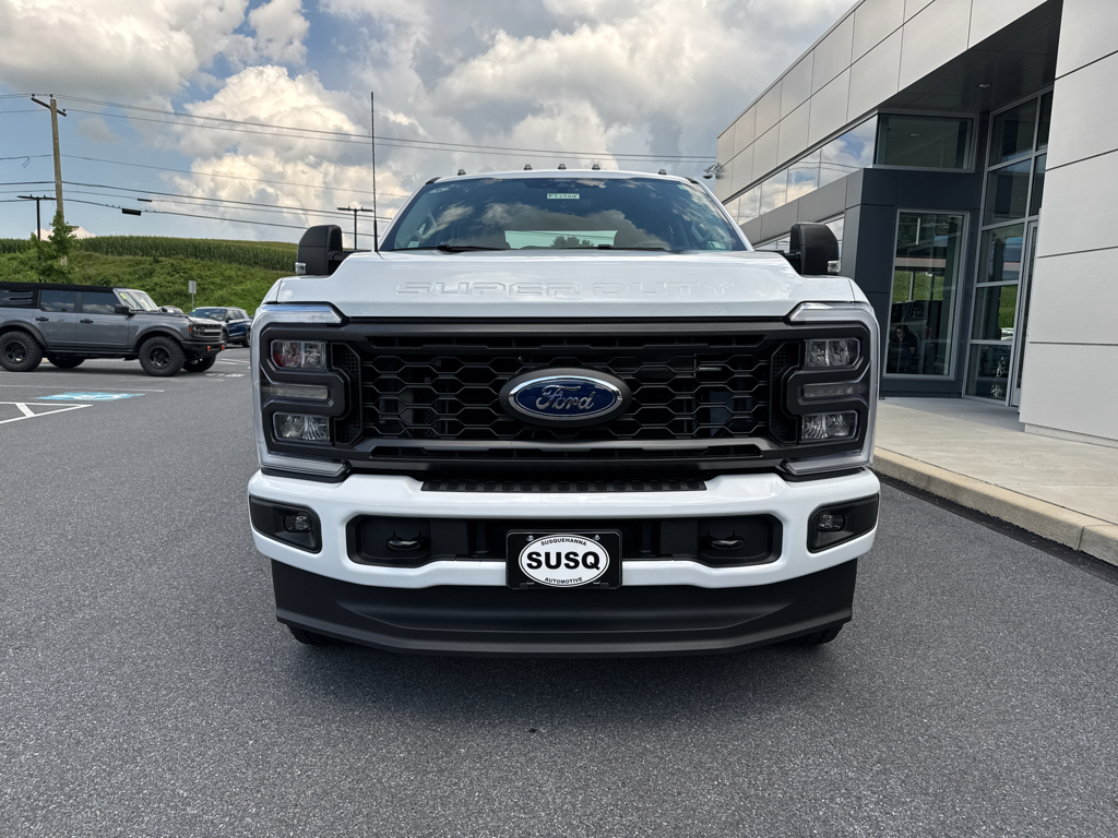 New 2026 Oxford White Ford  image 14