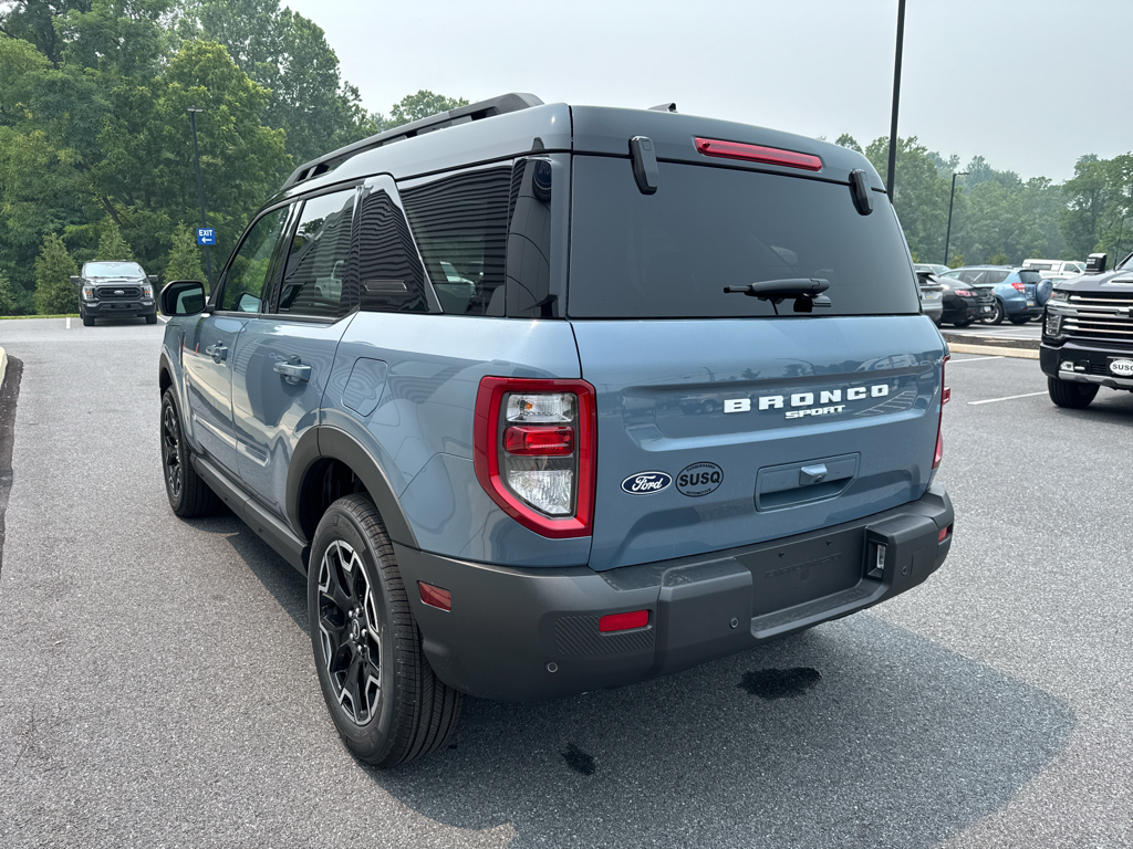 New 2026 Azure Gray Metallic Tri-coat Ford Outer Banks image 17