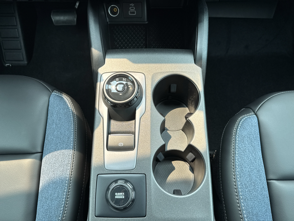 New 2026 Azure Gray Metallic Tri-coat Ford Outer Banks image 21