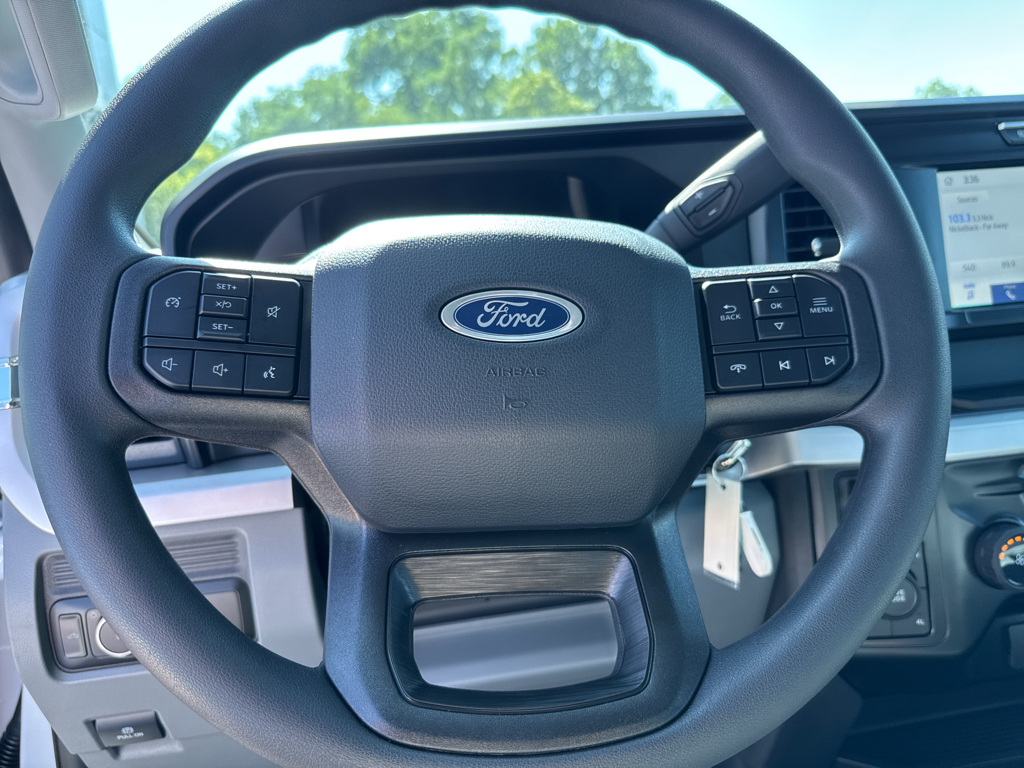 New 2026 Oxford White Ford  image 22