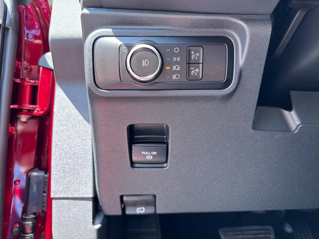 New 2026 Ruby Red Metallic Tinted Clearcoat Ford Outer Banks image 28