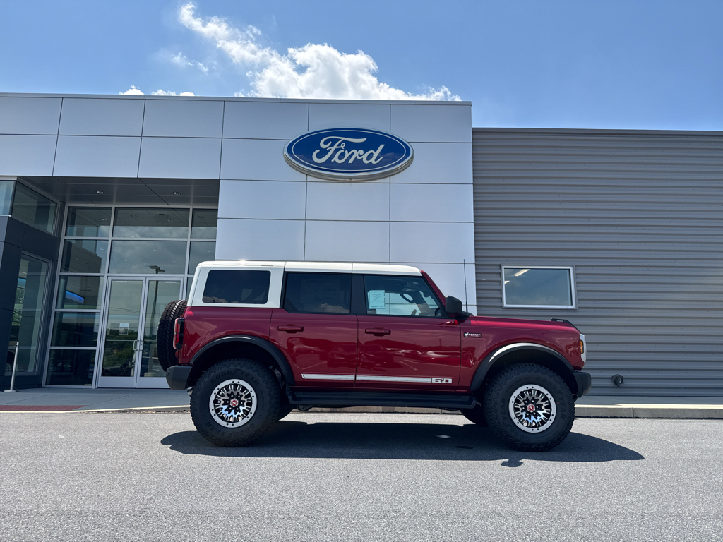 New 2026 Ruby Red Metallic Tinted Clearcoat Ford Outer Banks image 3