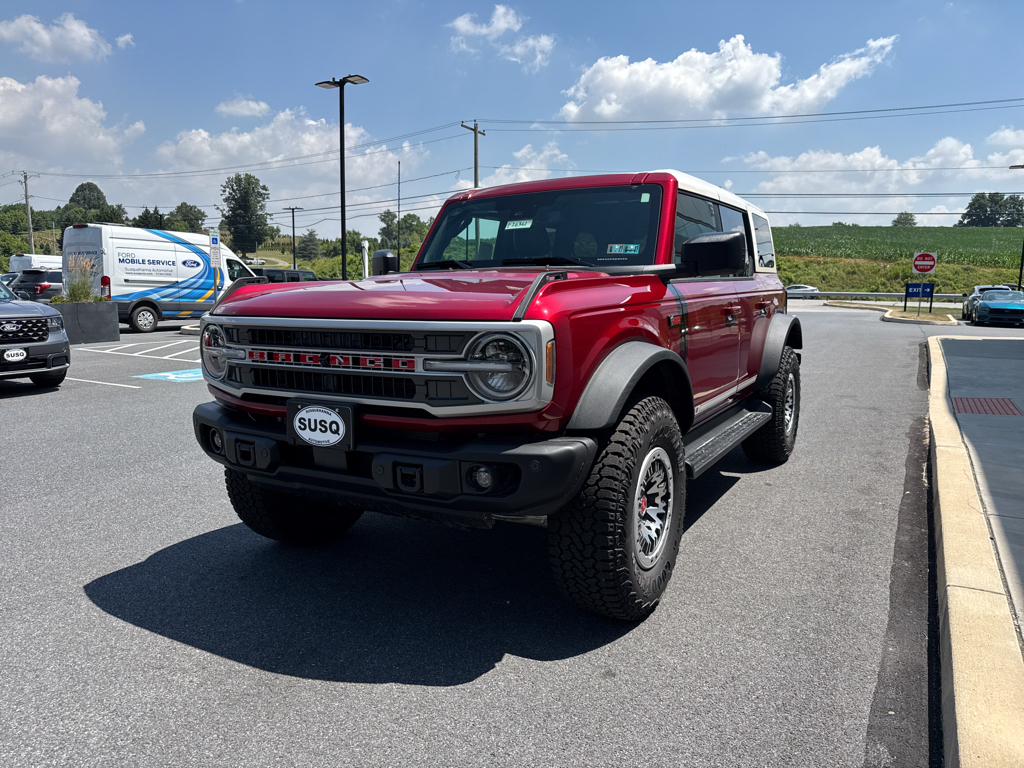 New 2026 Ruby Red Metallic Tinted Clearcoat Ford Outer Banks image 17