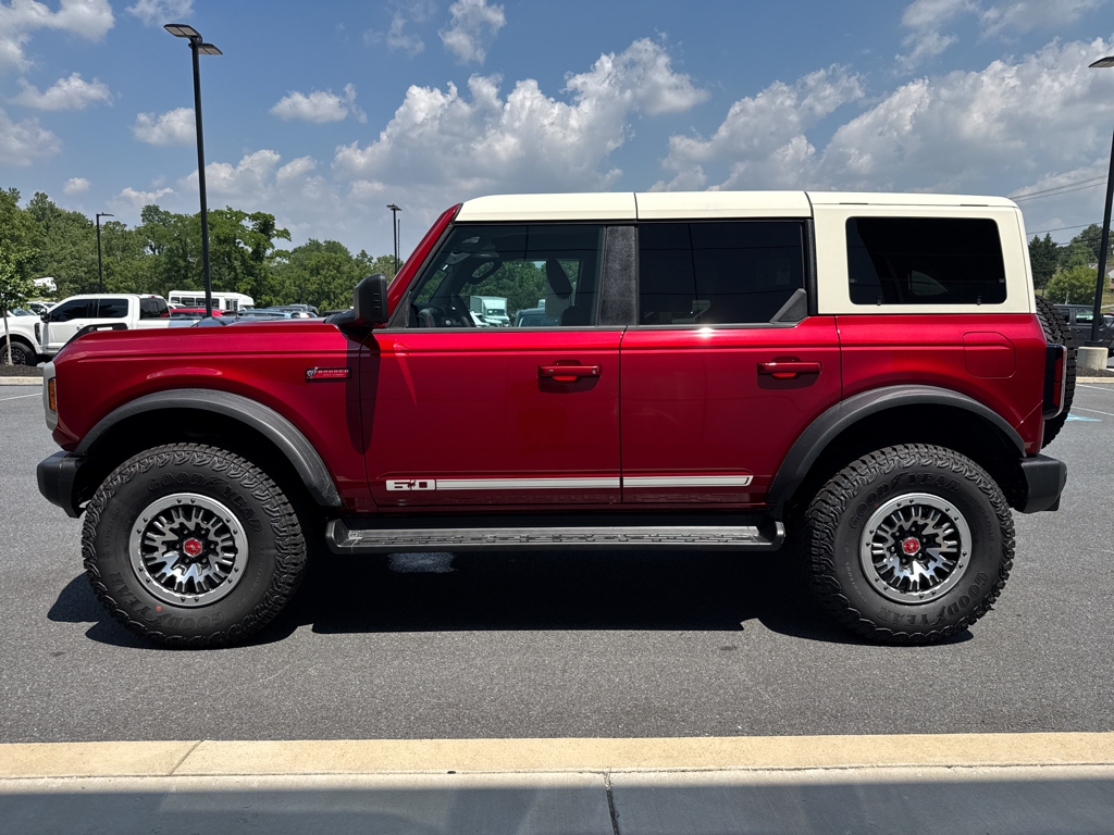 New 2026 Ruby Red Metallic Tinted Clearcoat Ford Outer Banks image 12