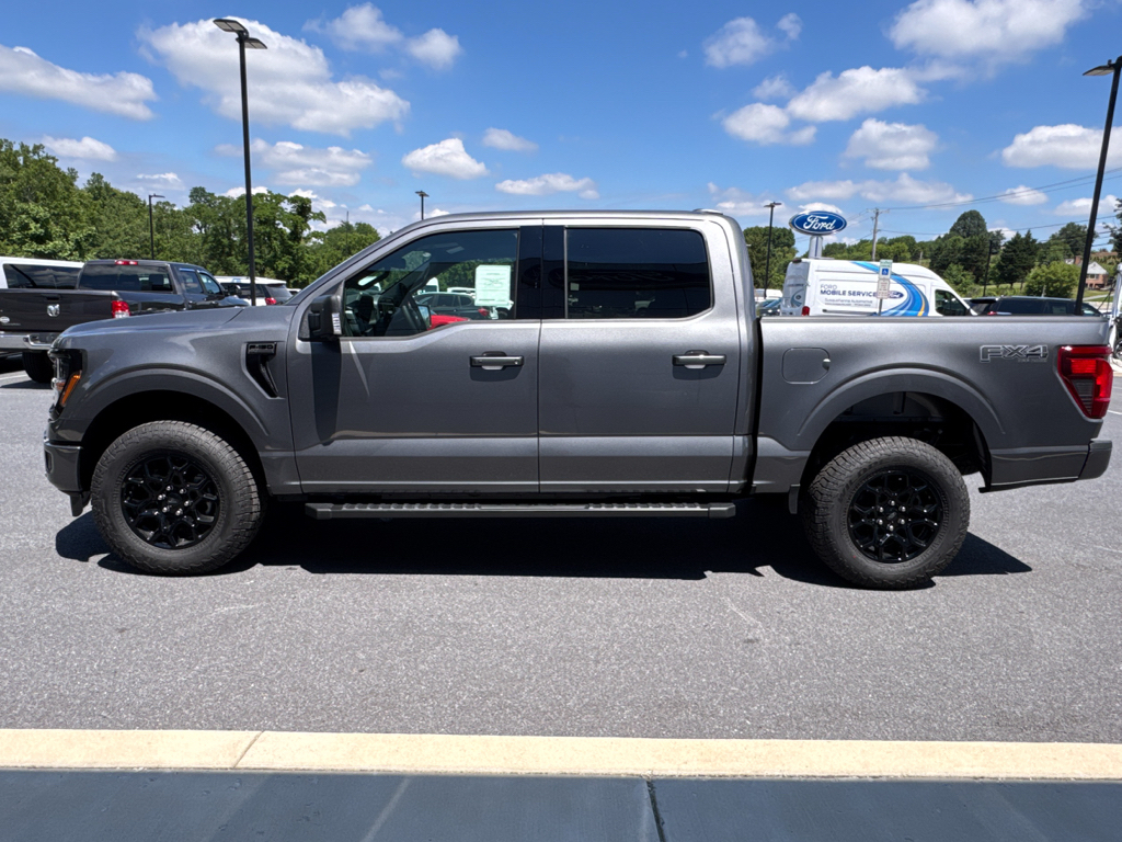 New 2026 Carbonized Gray Metallic Ford XLT image 12