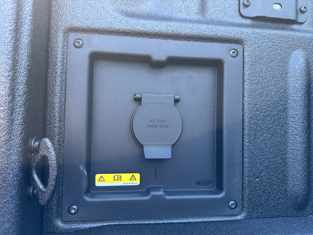 New 2026 Carbonized Gray Metallic Ford XLT image 8