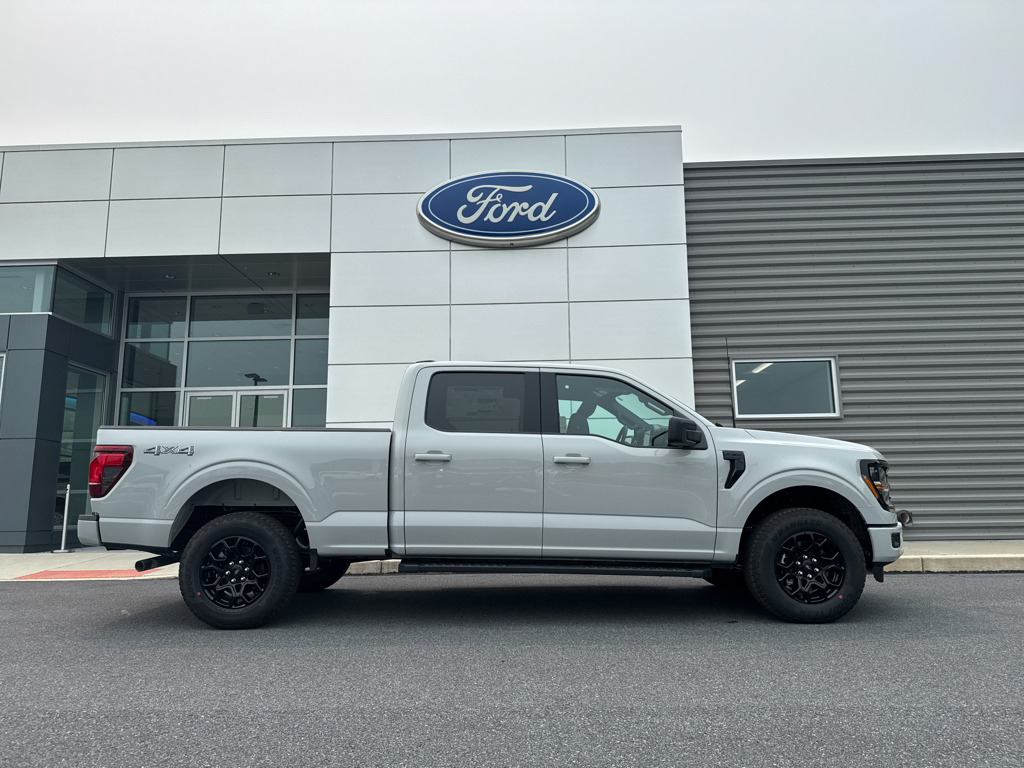 New 2026 Avalanche Ford XLT image 2