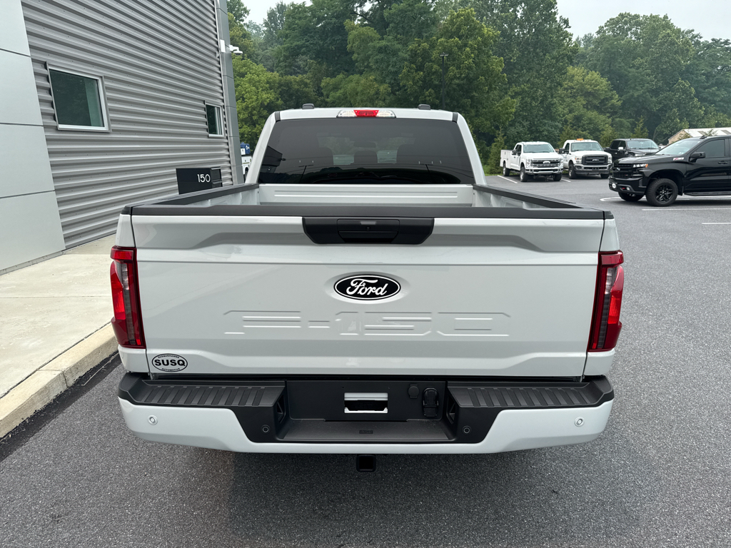 New 2026 Avalanche Ford XLT image 10