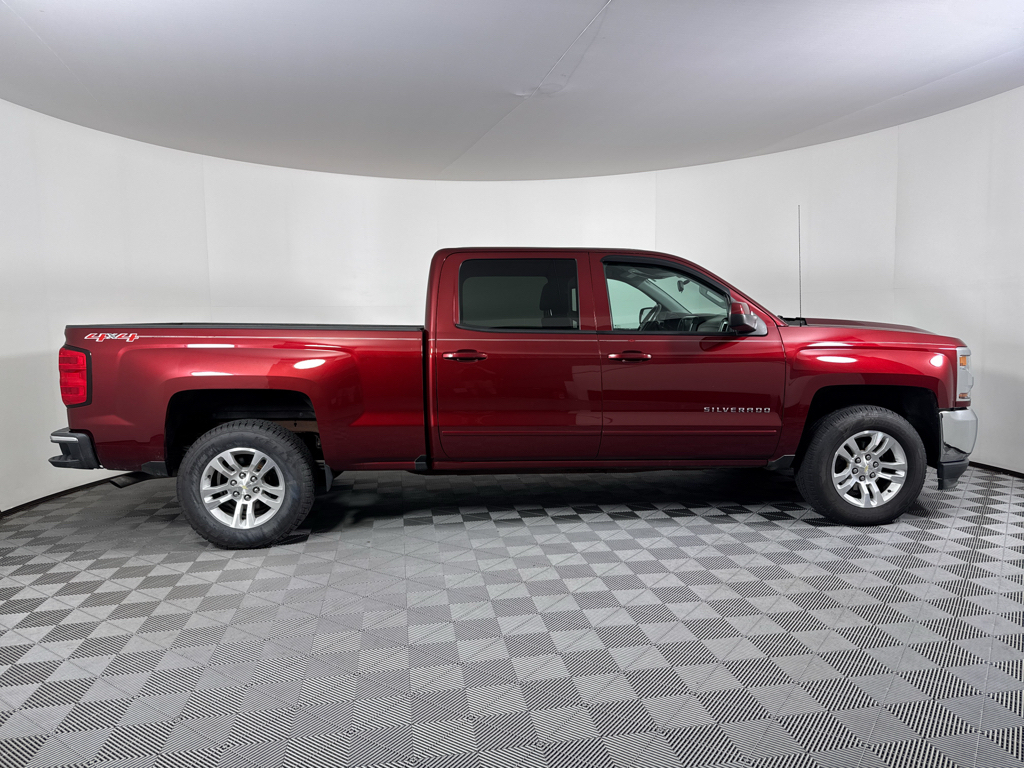 Used 2016 Siren Red Tintcoat Chevrolet LT image 2