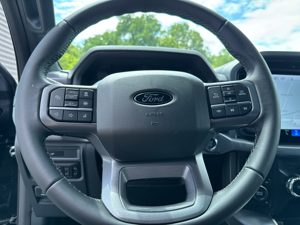 New 2026 Agate Black Metallic Ford XLT image 20
