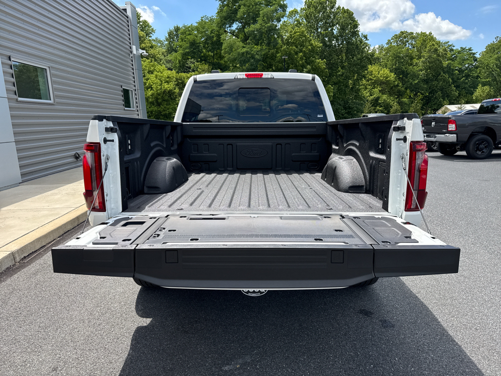 New 2026 Star White Metallic Ford Lariat image 7