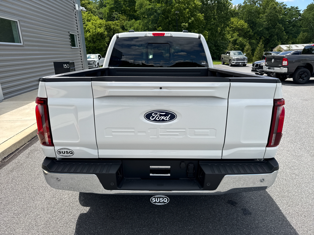 New 2026 Star White Metallic Ford Lariat image 10