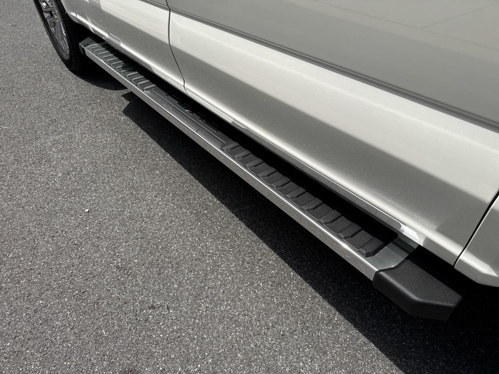 New 2026 Star White Metallic Ford Lariat image 25