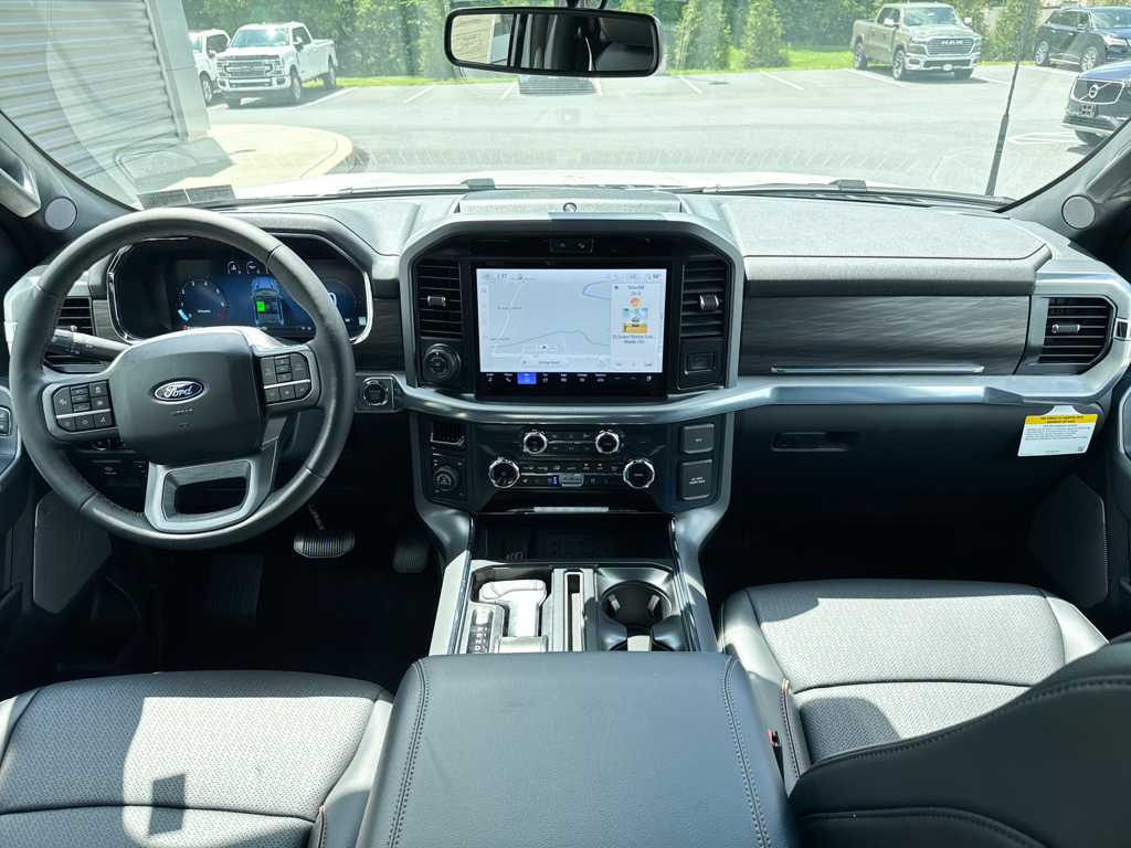 New 2026 Star White Metallic Ford Lariat image 3
