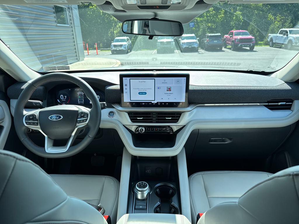New 2026 Space White Metallic Ford Active image 3