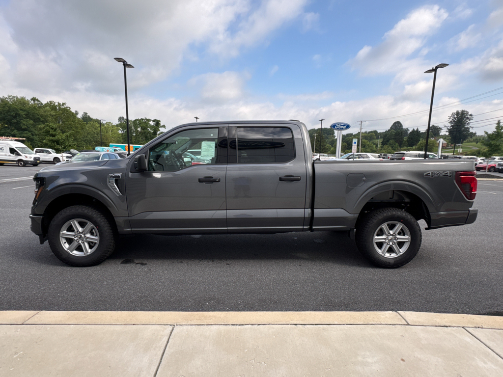 New 2026 Carbonized Gray Metallic Ford XLT image 14