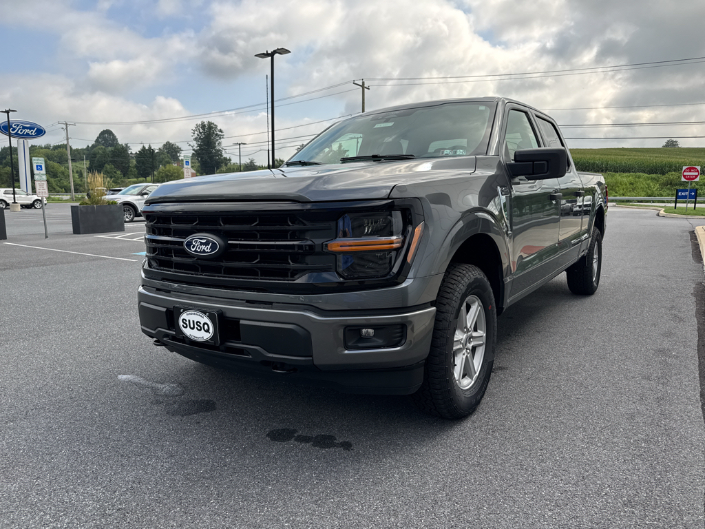 New 2026 Carbonized Gray Metallic Ford XLT image 18