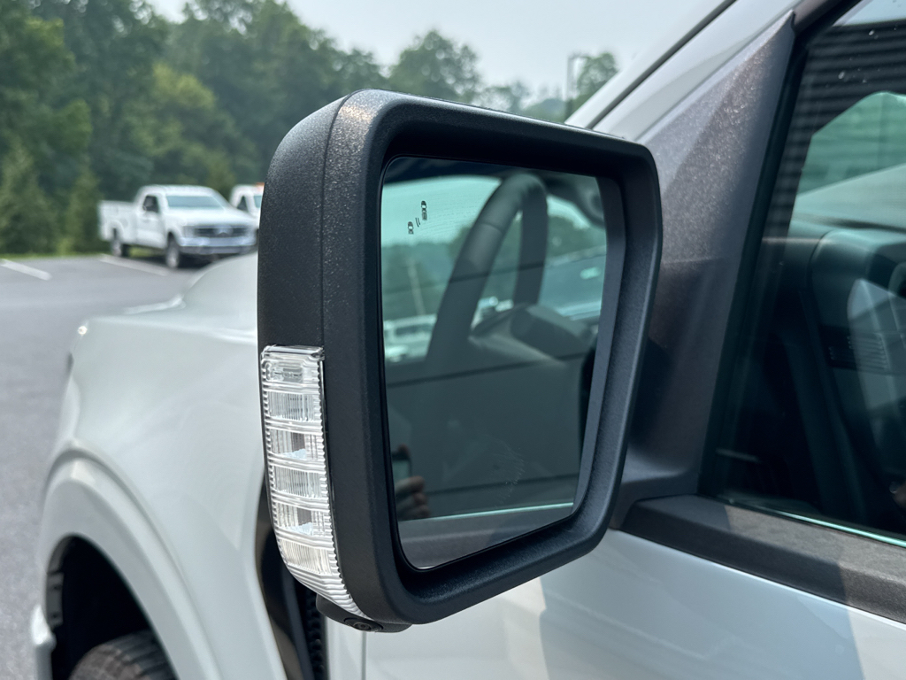 New 2026 Avalanche Ford XLT image 25