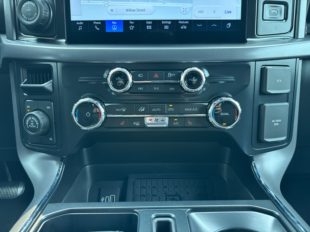 New 2026 Avalanche Ford XLT image 22