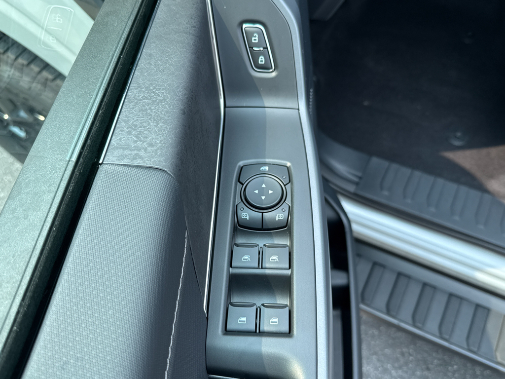 New 2026 Avalanche Ford XLT image 23