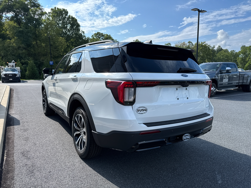 New 2026 Star White Ford ST-Line image 16