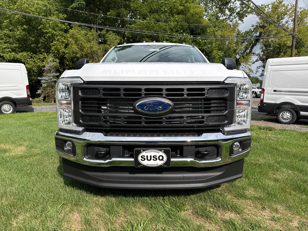 New 2026 Oxford White Ford XL image 13
