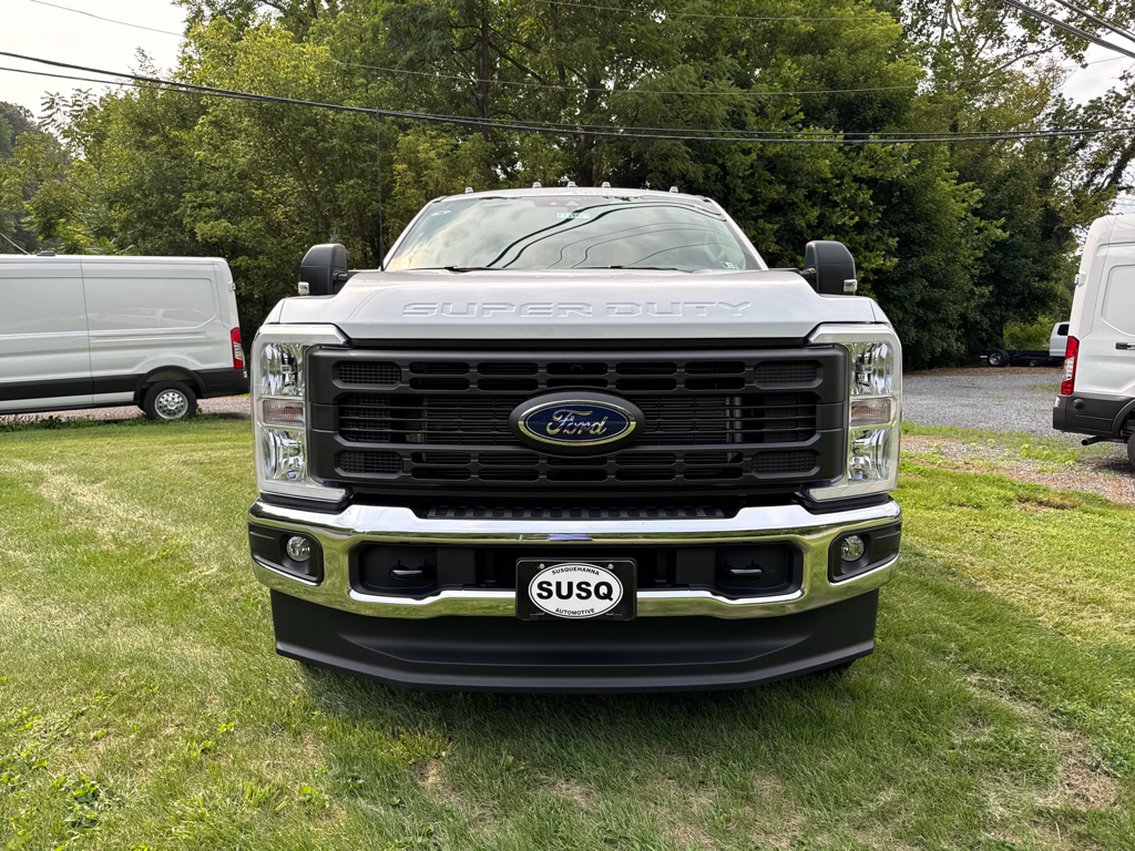 New 2026 Oxford White Ford XL image 12