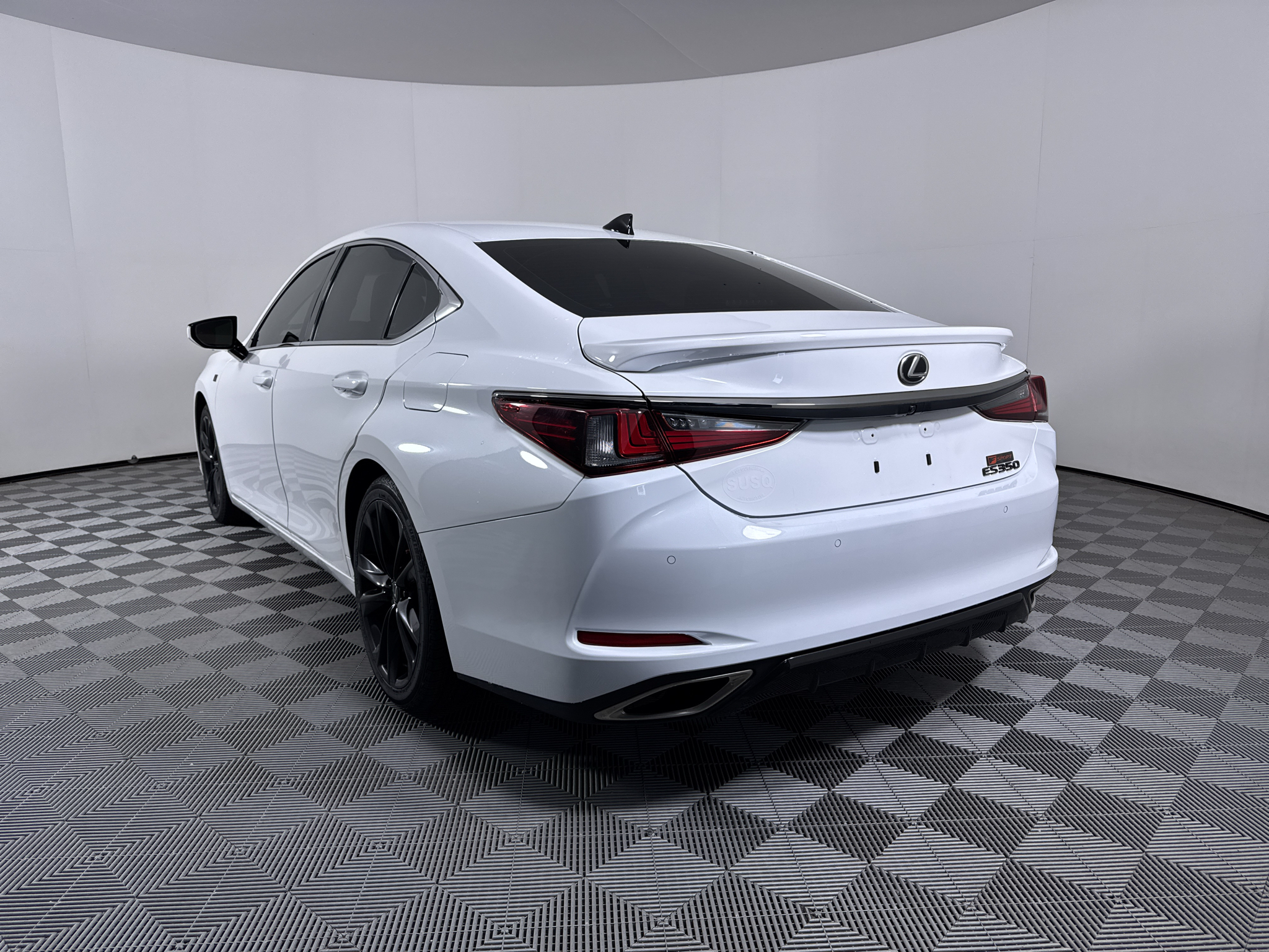 Used 2023 Ultra White Lexus F SPORT Handling image 19