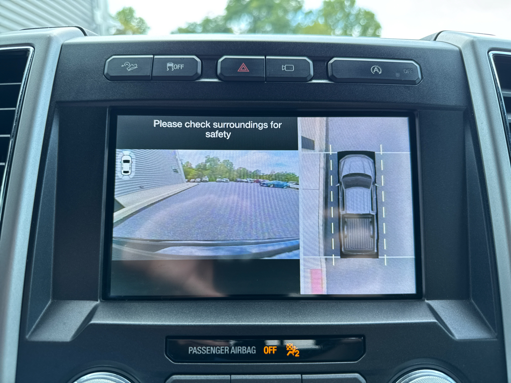 Used 2018 Shadow Black Ford LARIAT image 13