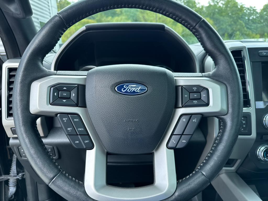 Used 2018 Shadow Black Ford LARIAT image 18