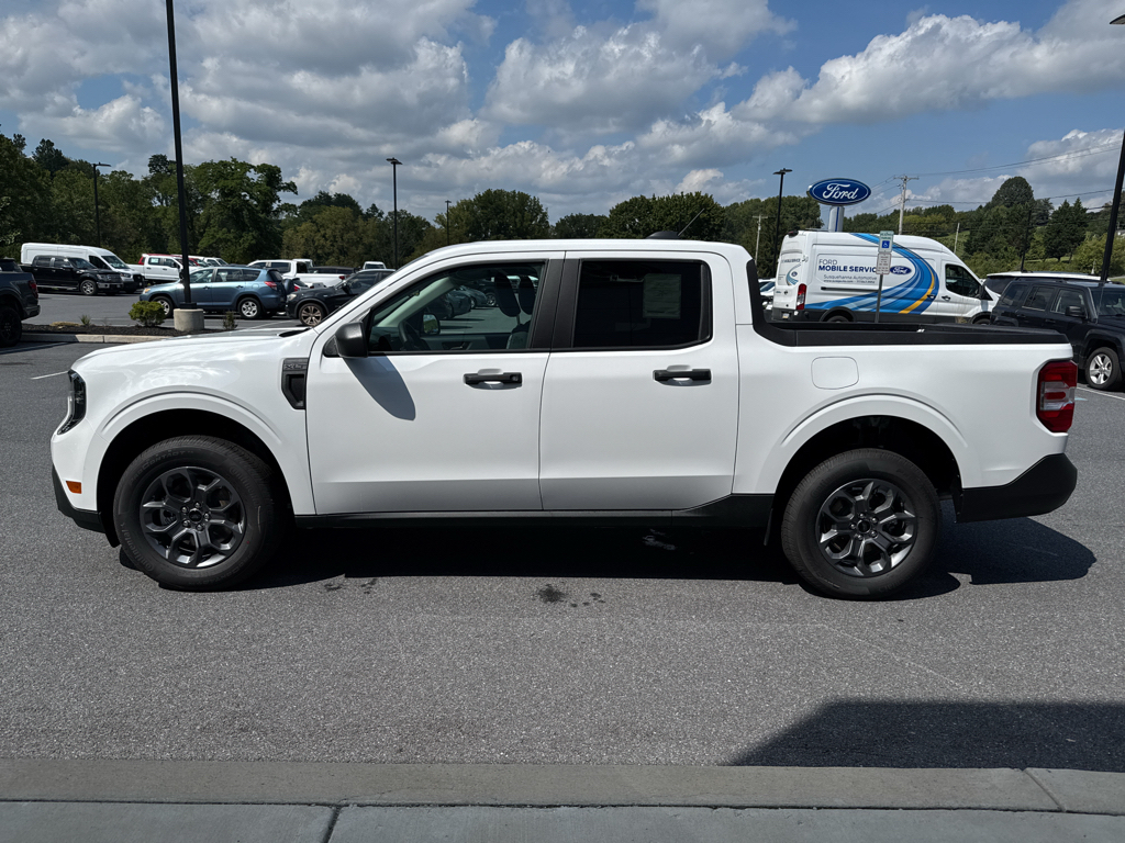 New 2026 Oxford White Ford XLT image 11