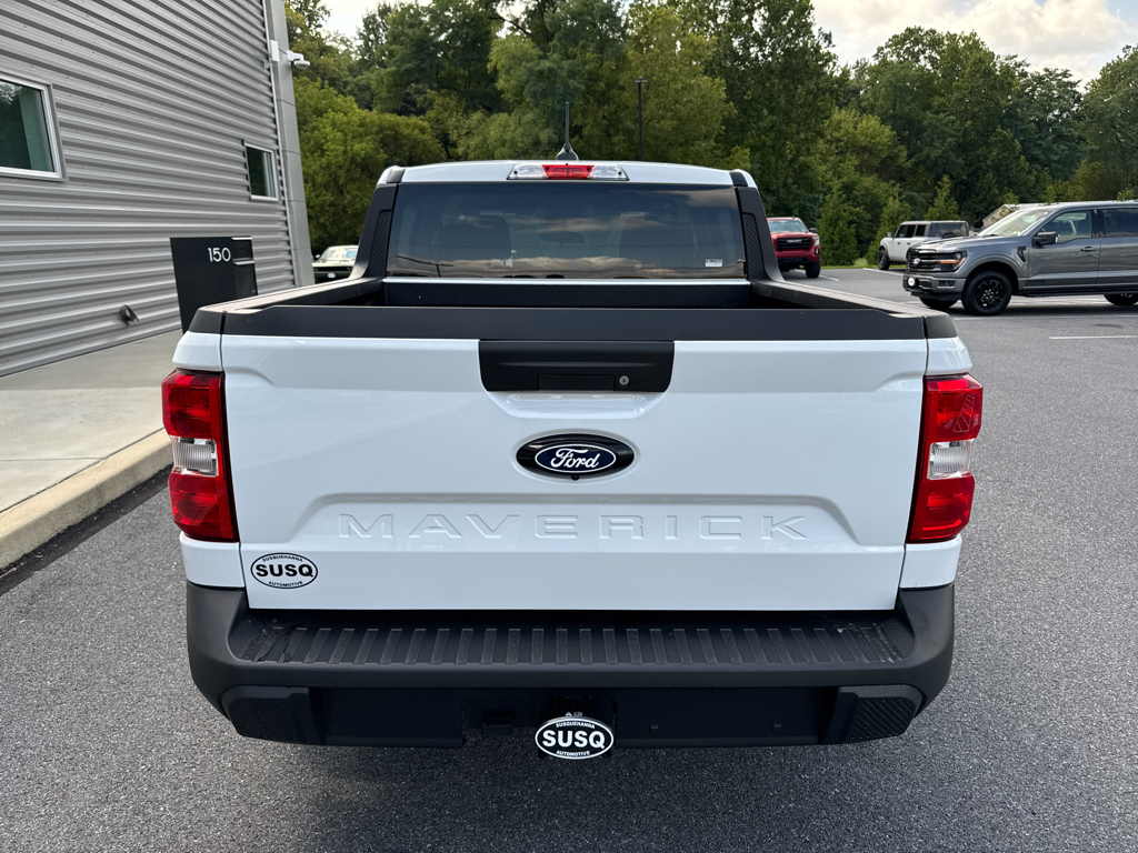 New 2026 Oxford White Ford XLT image 8
