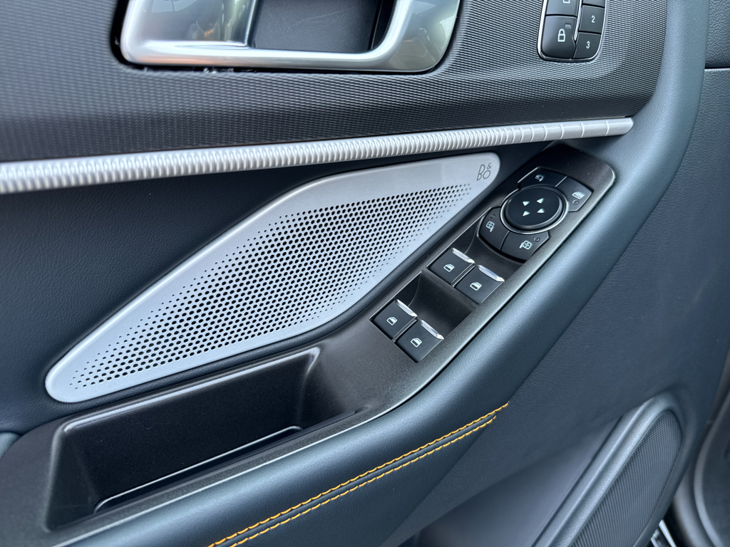 New 2026 Agate Black Metallic Ford Tremor image 24