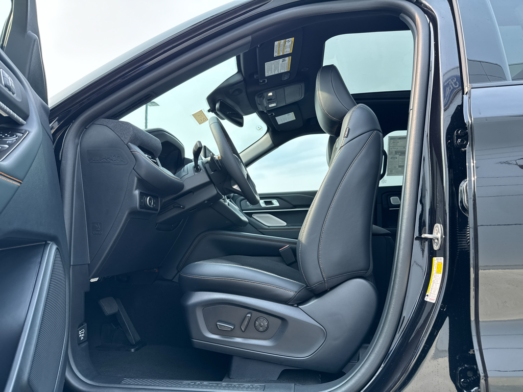New 2026 Agate Black Metallic Ford Tremor image 5