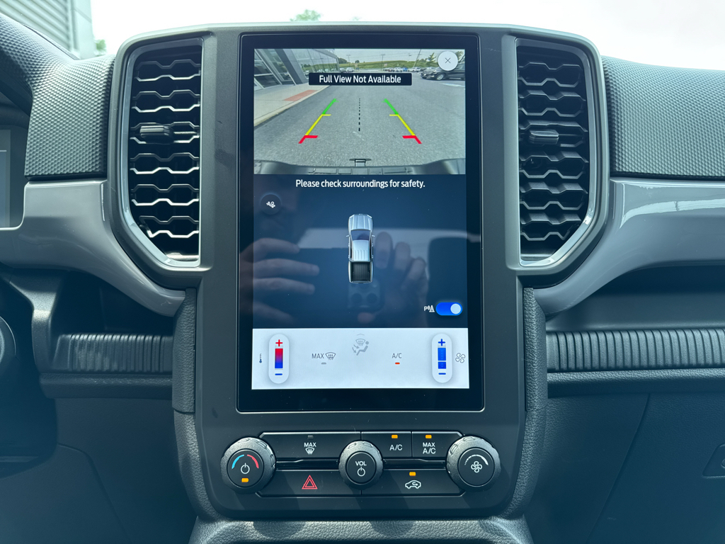 New 2026 Oxford White Ford XL image 12