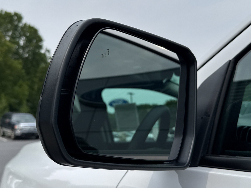 New 2026 Oxford White Ford XL image 21