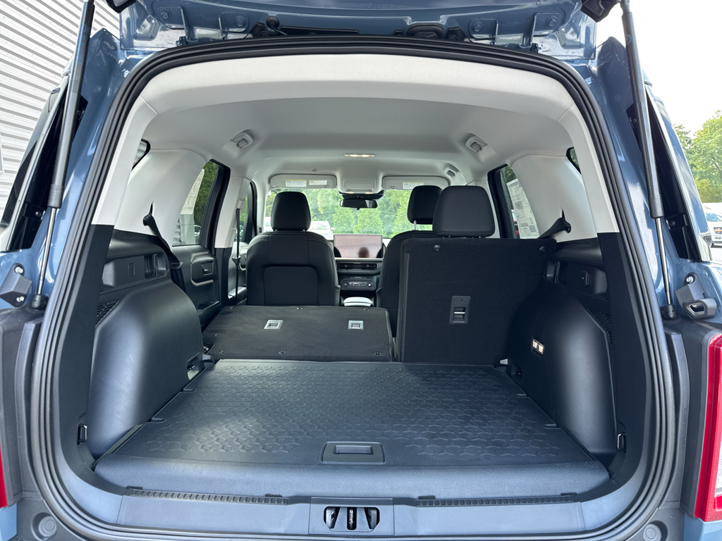 New 2026 Azure Gray Metallic Ford Big Bend image 6