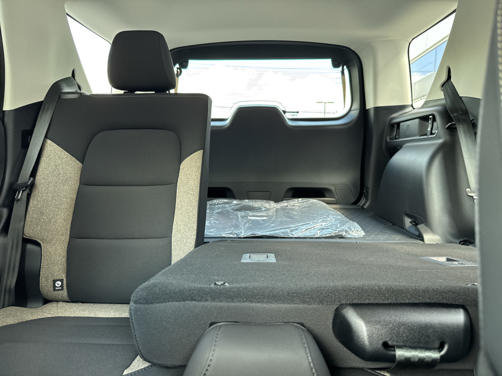 New 2026 Azure Gray Metallic Ford Big Bend image 5
