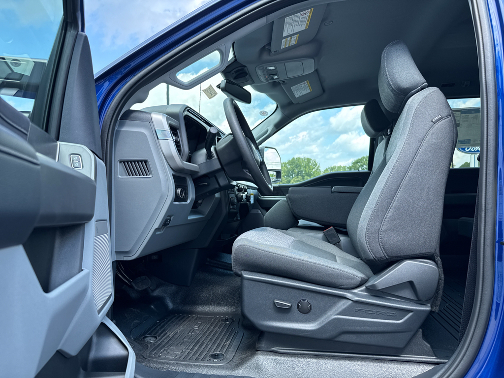 New 2026 Argon Blue Metallic Ford XLT image 5