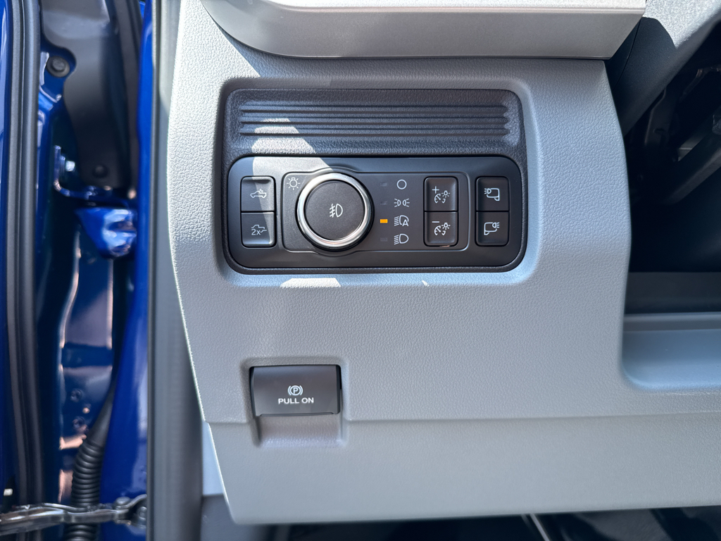 New 2026 Argon Blue Metallic Ford XLT image 28
