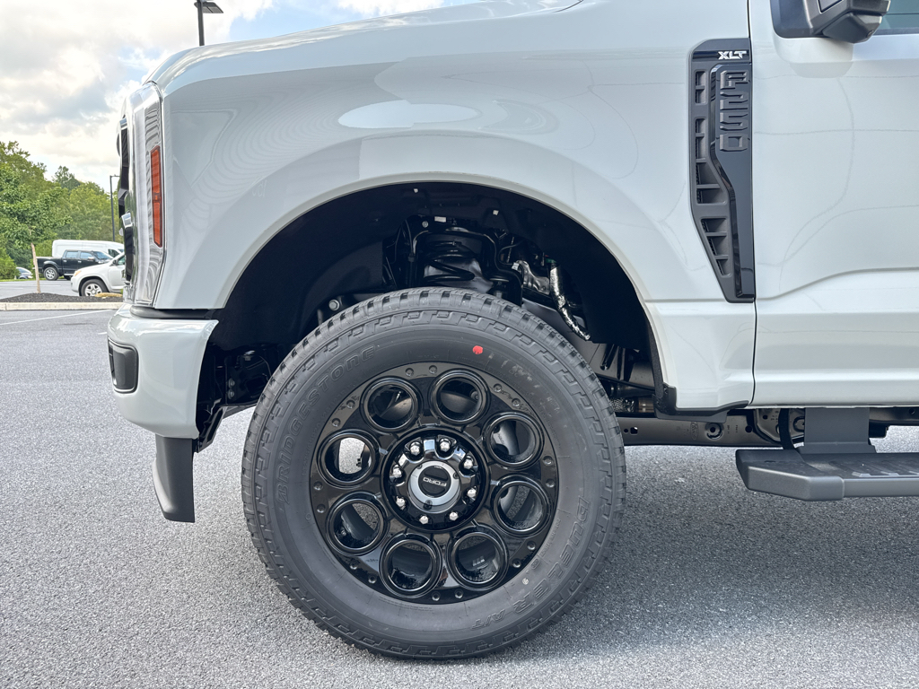 New 2026 Avalanche Ford XLT image 20
