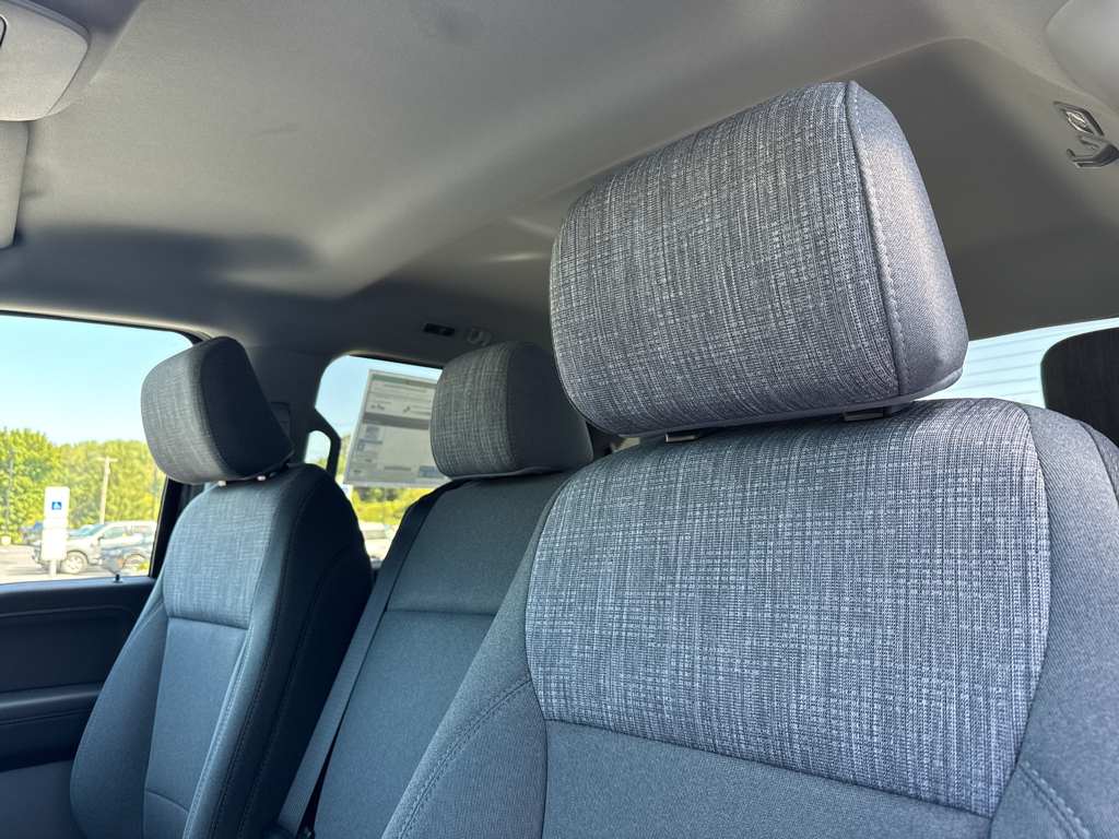New 2026 Carbonized Gray Metallic Ford XLT image 8