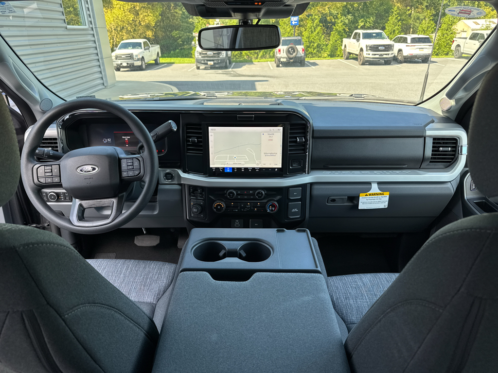 New 2026 Carbonized Gray Metallic Ford XLT image 3