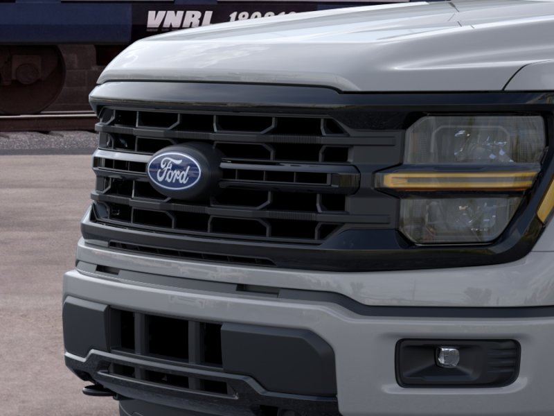 New 2026 Avalanche Ford XLT image 17