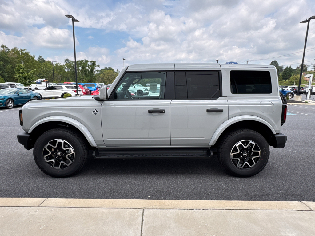 New 2026 Avalanche Gray Ford Outer Banks image 11