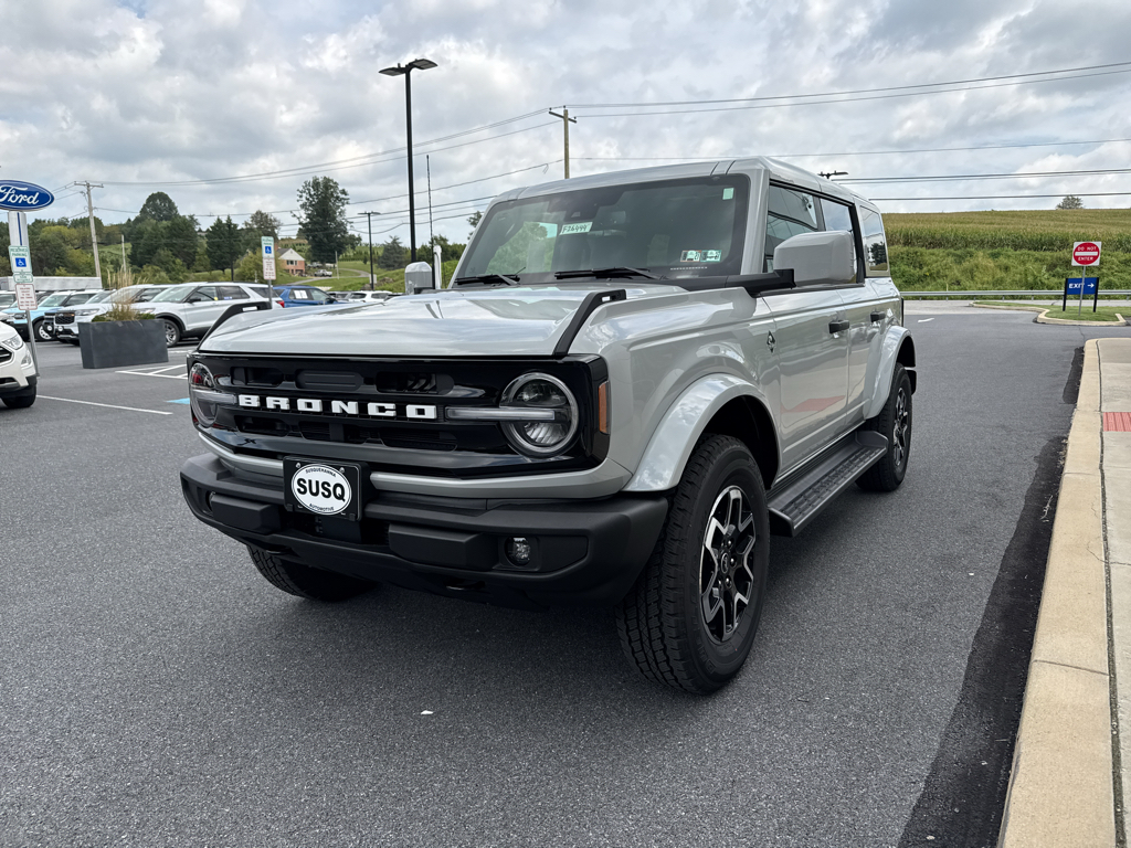 New 2026 Avalanche Gray Ford Outer Banks image 15